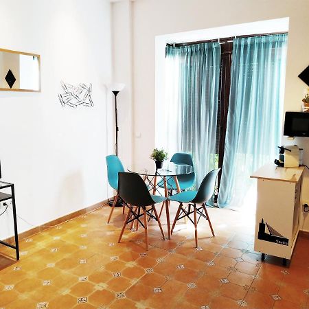 Style Apartment El Patio Triana Sevilla Exteriör bild